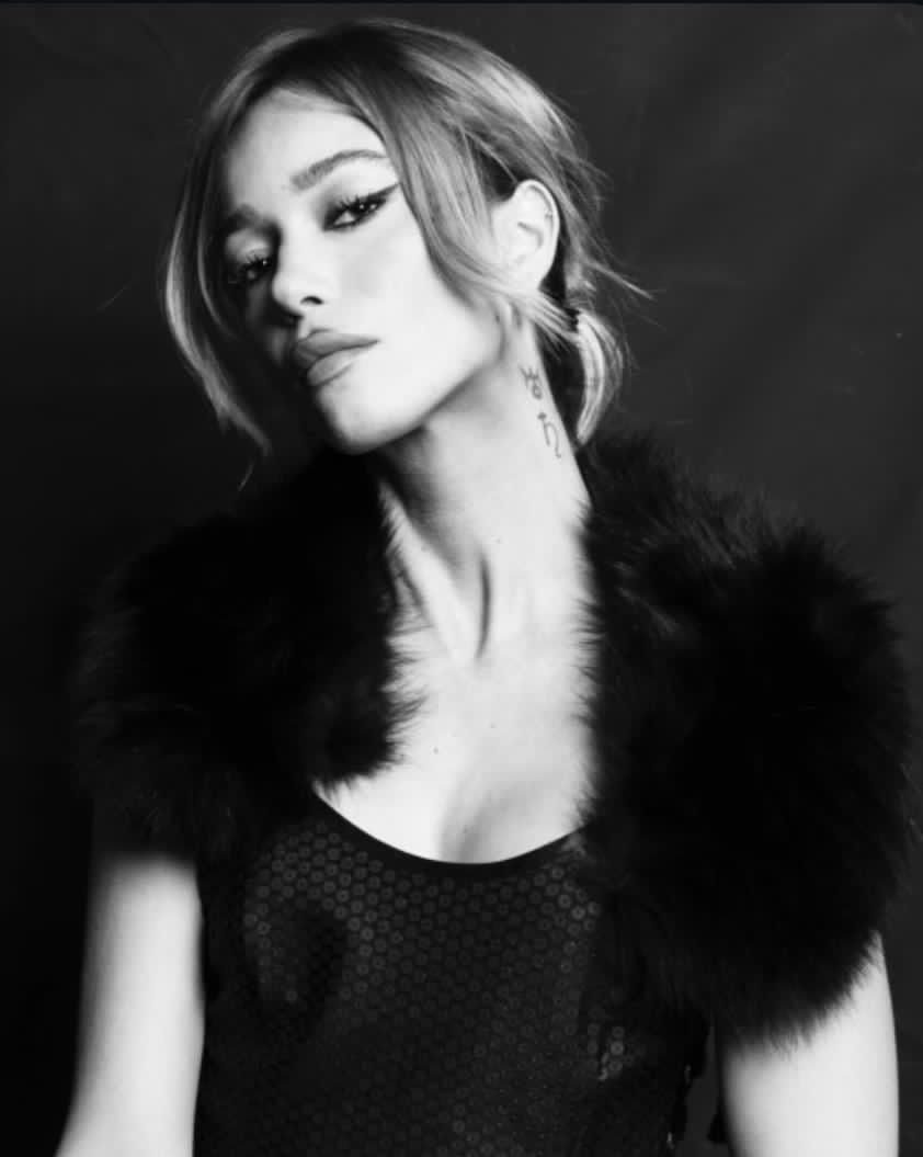 ALINA ARATO — look 60
