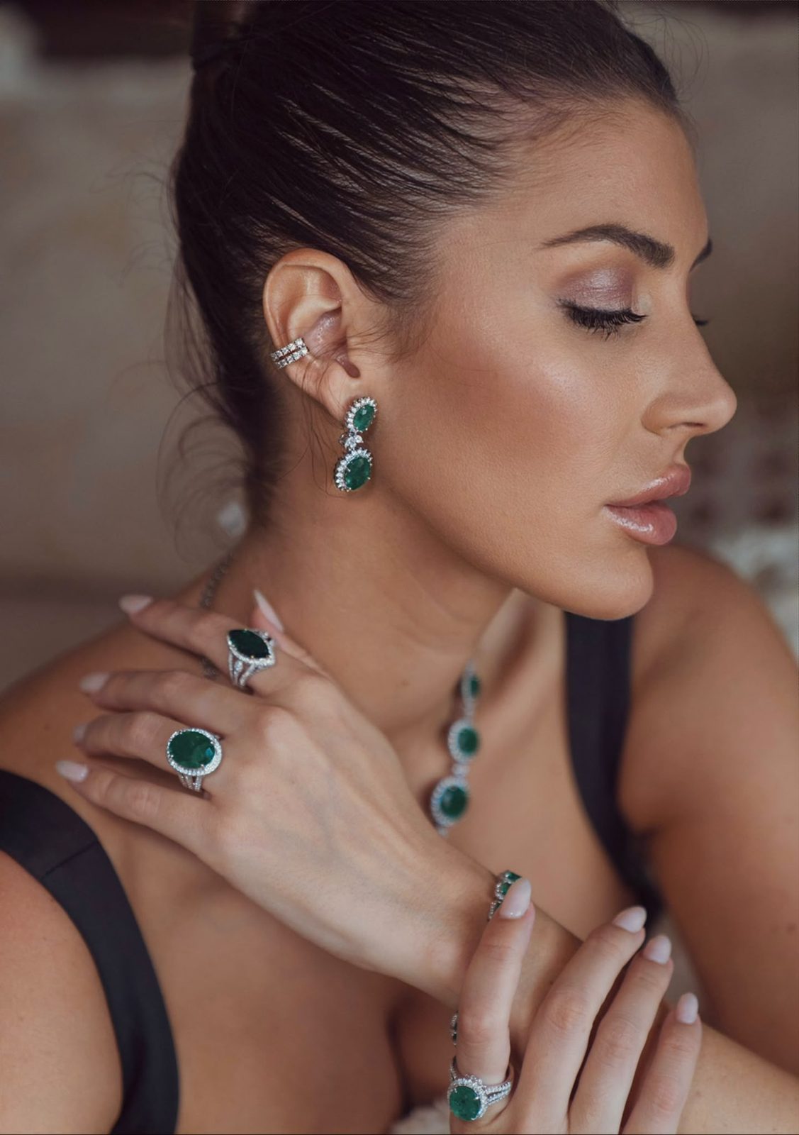 ANGIE BENAVIDES CASTILLO — look 28
