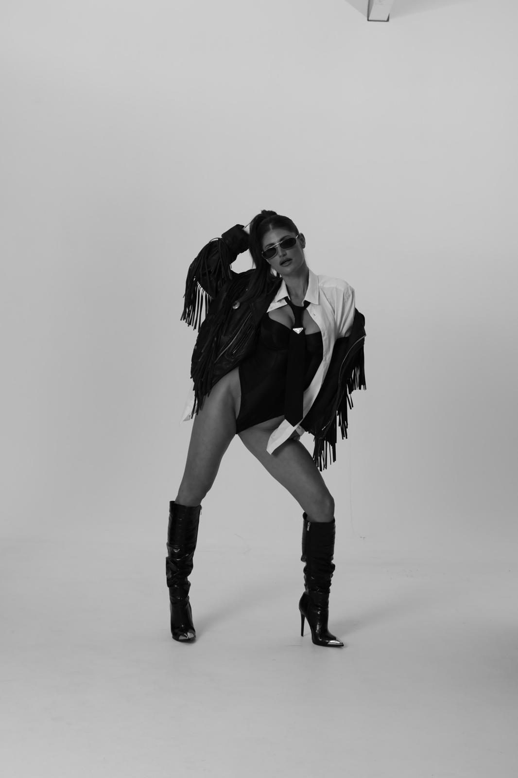 ESTER — look 2