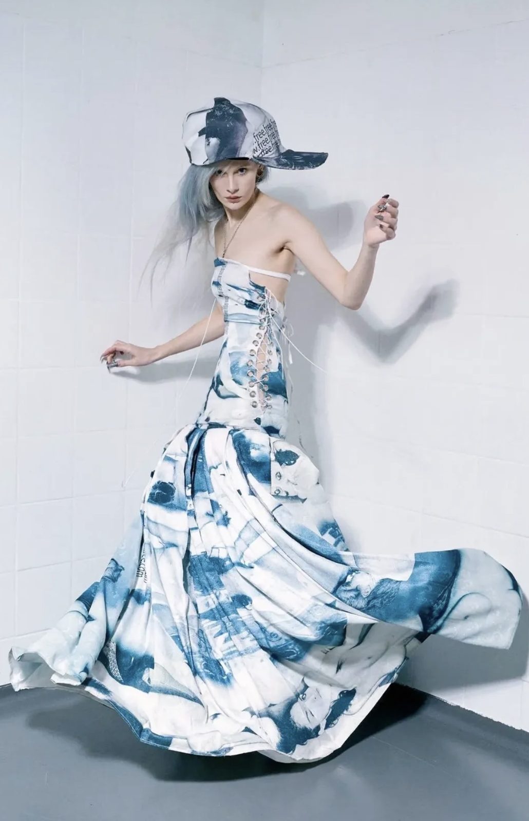 LARA GOUDAPPEL — look 15