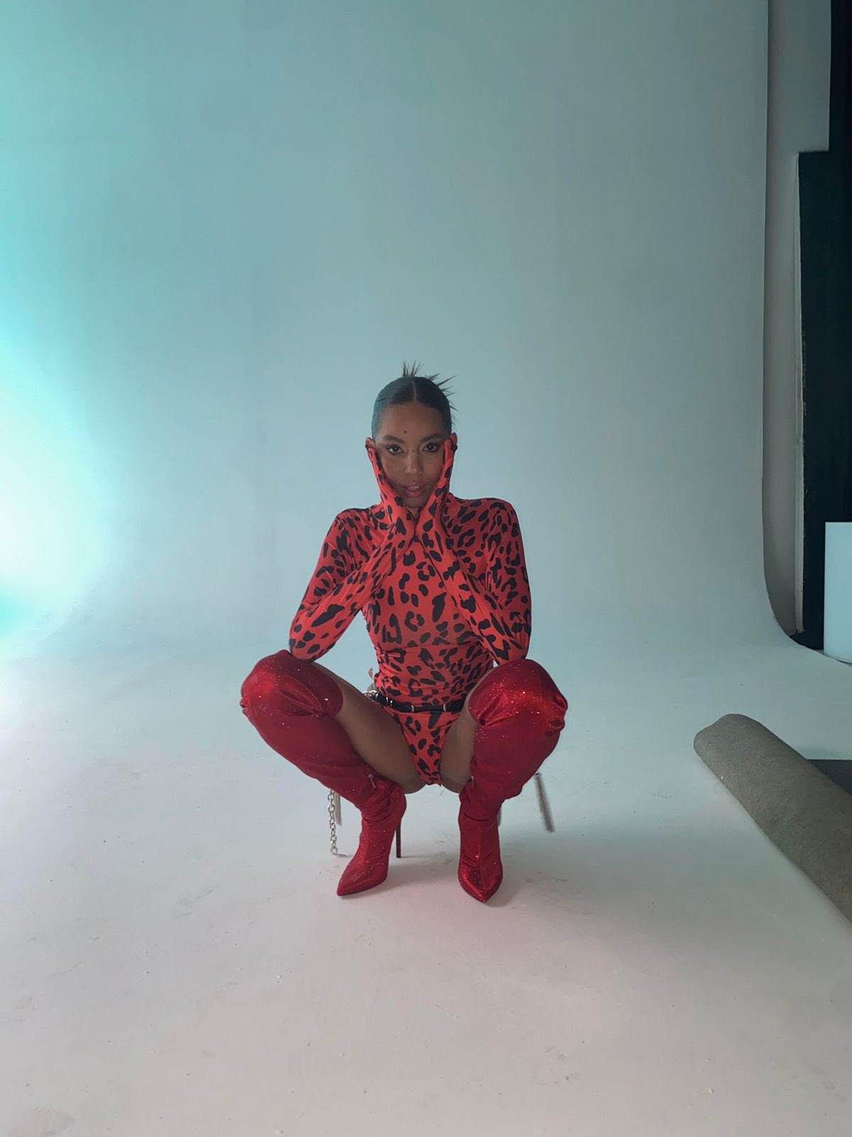 MIRI — look 3