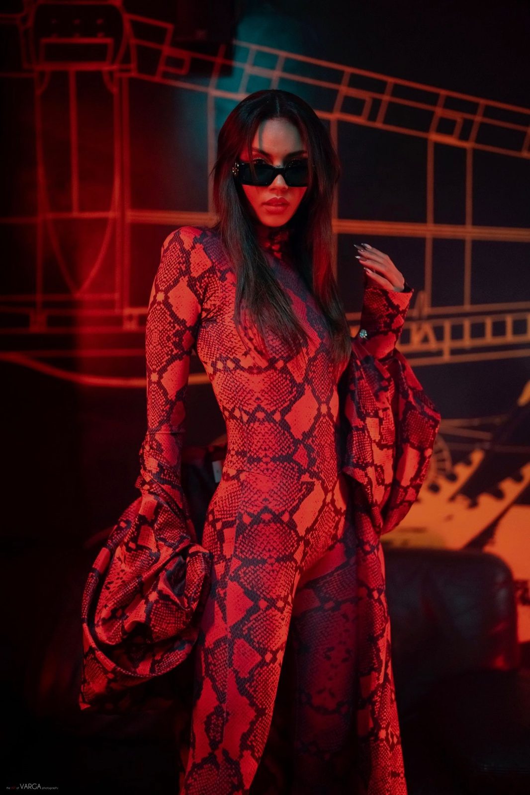 MIRI — look 9