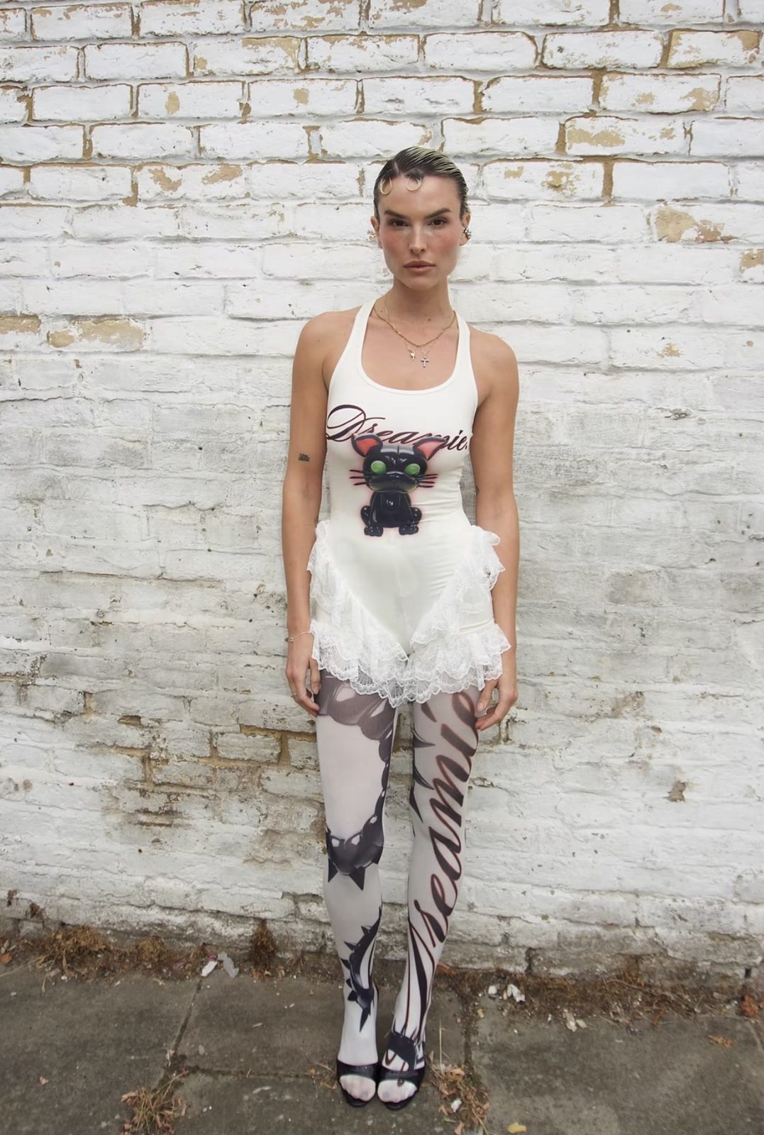 REX — look 5