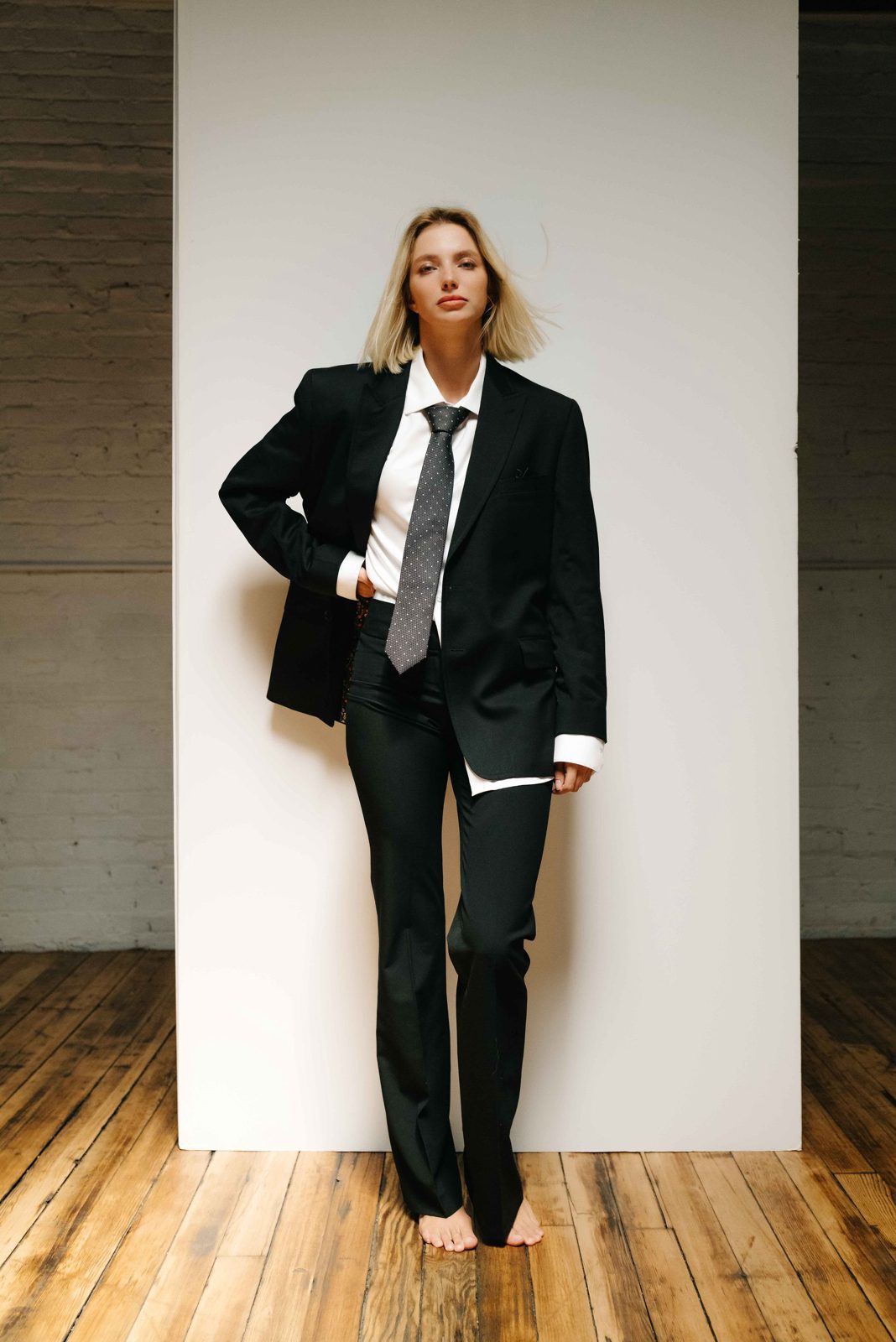 VAL — look 103