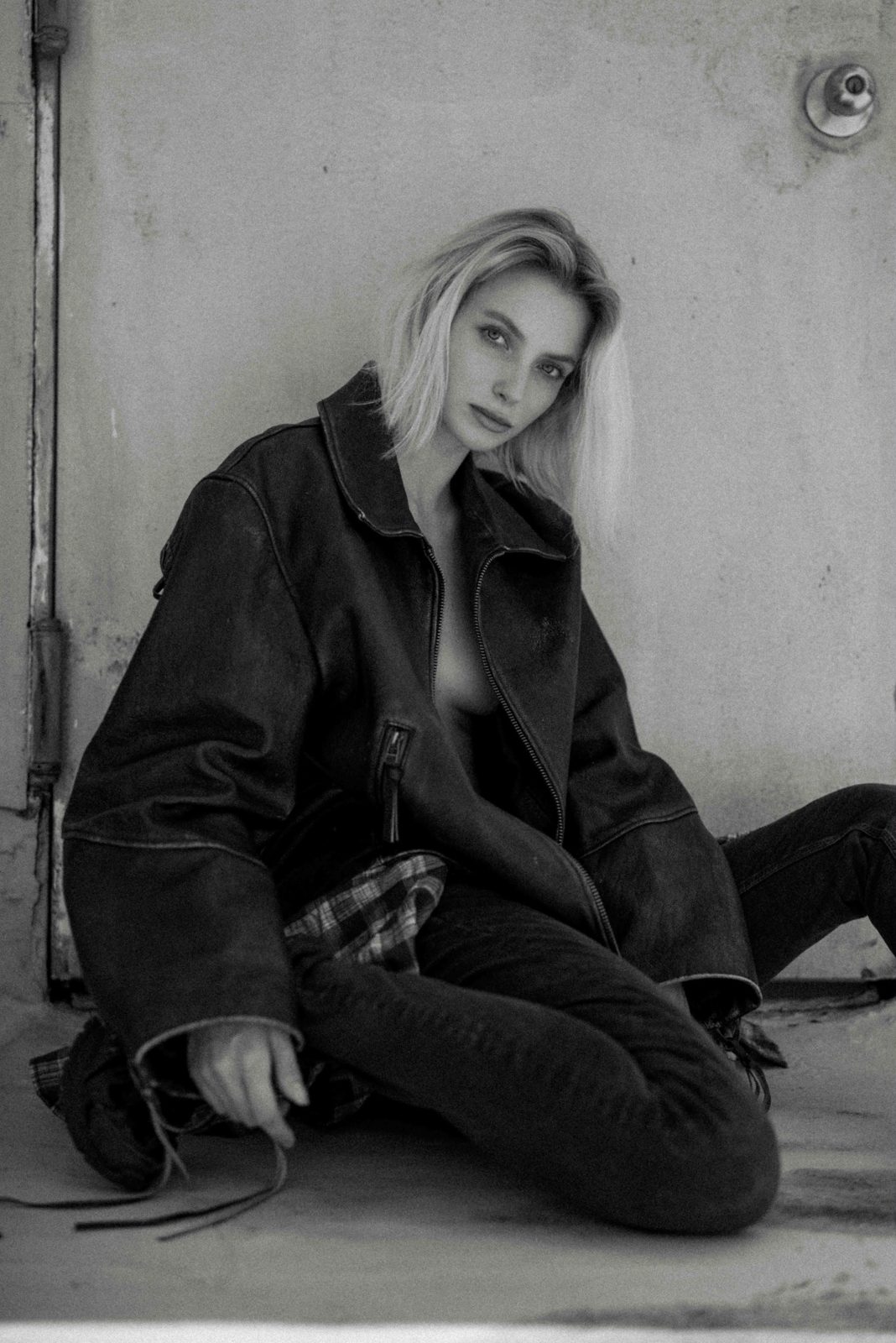 VAL — look 40