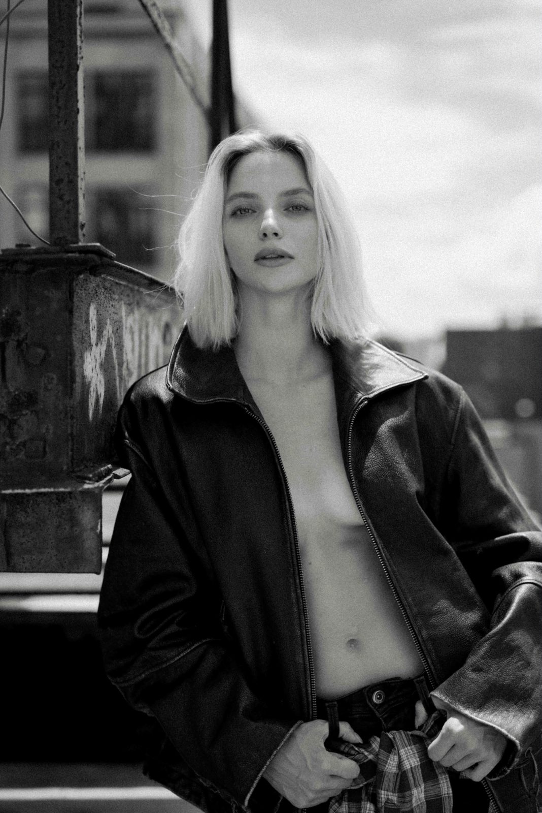 VAL — look 61