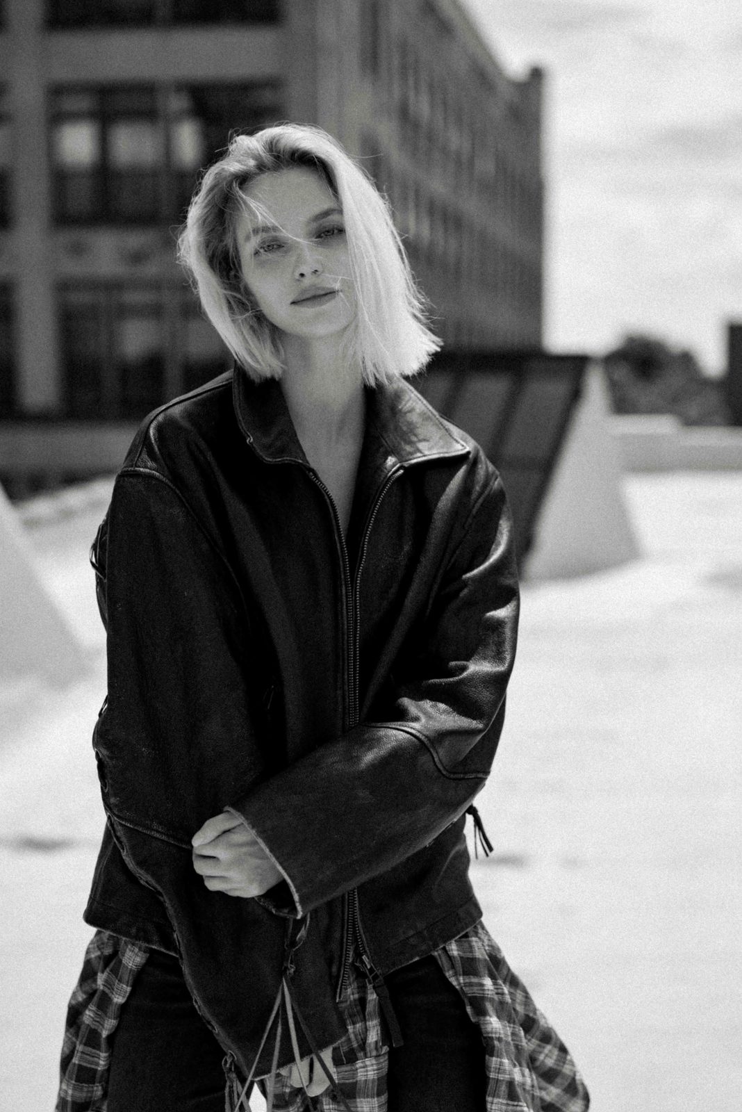 VAL — look 69